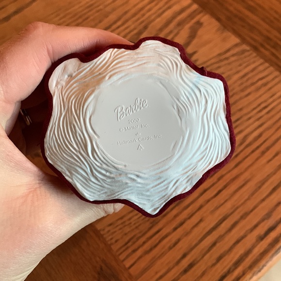 Celebration Barbie Ornament - Special 2002 Edition, Hallmark - Picture 4 of 8